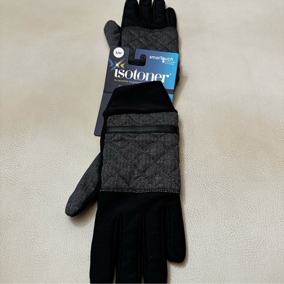 Isotoner black and gray smart touch gloves Size Small/Medium made in France - Picture 6 of 10